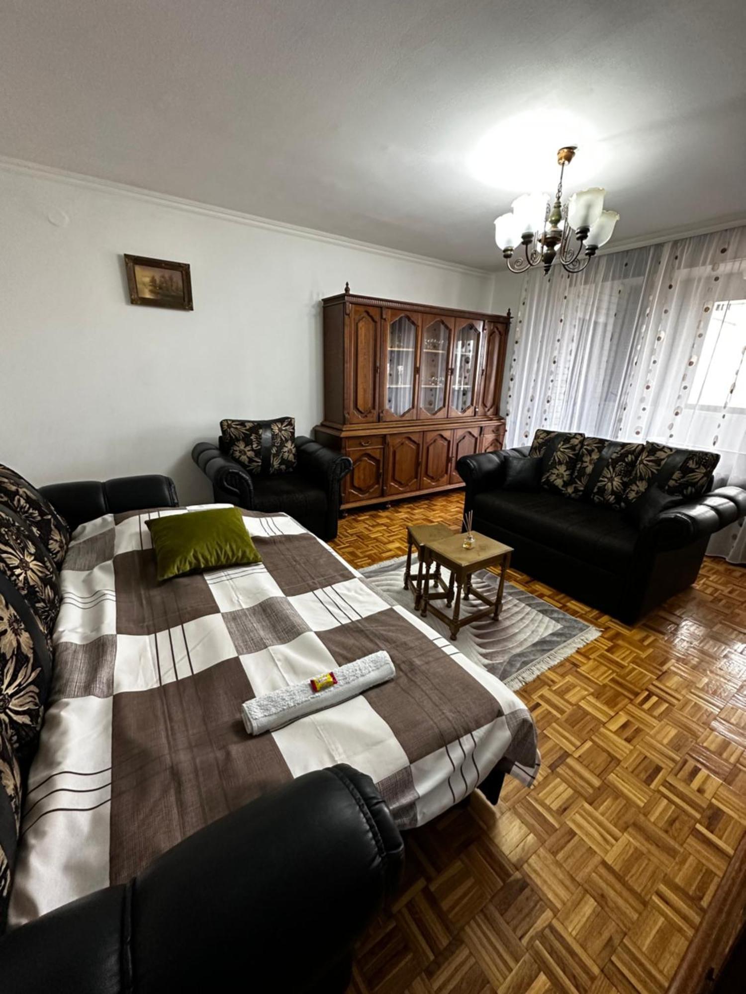 Tamaris Apartment Суботица Экстерьер фото