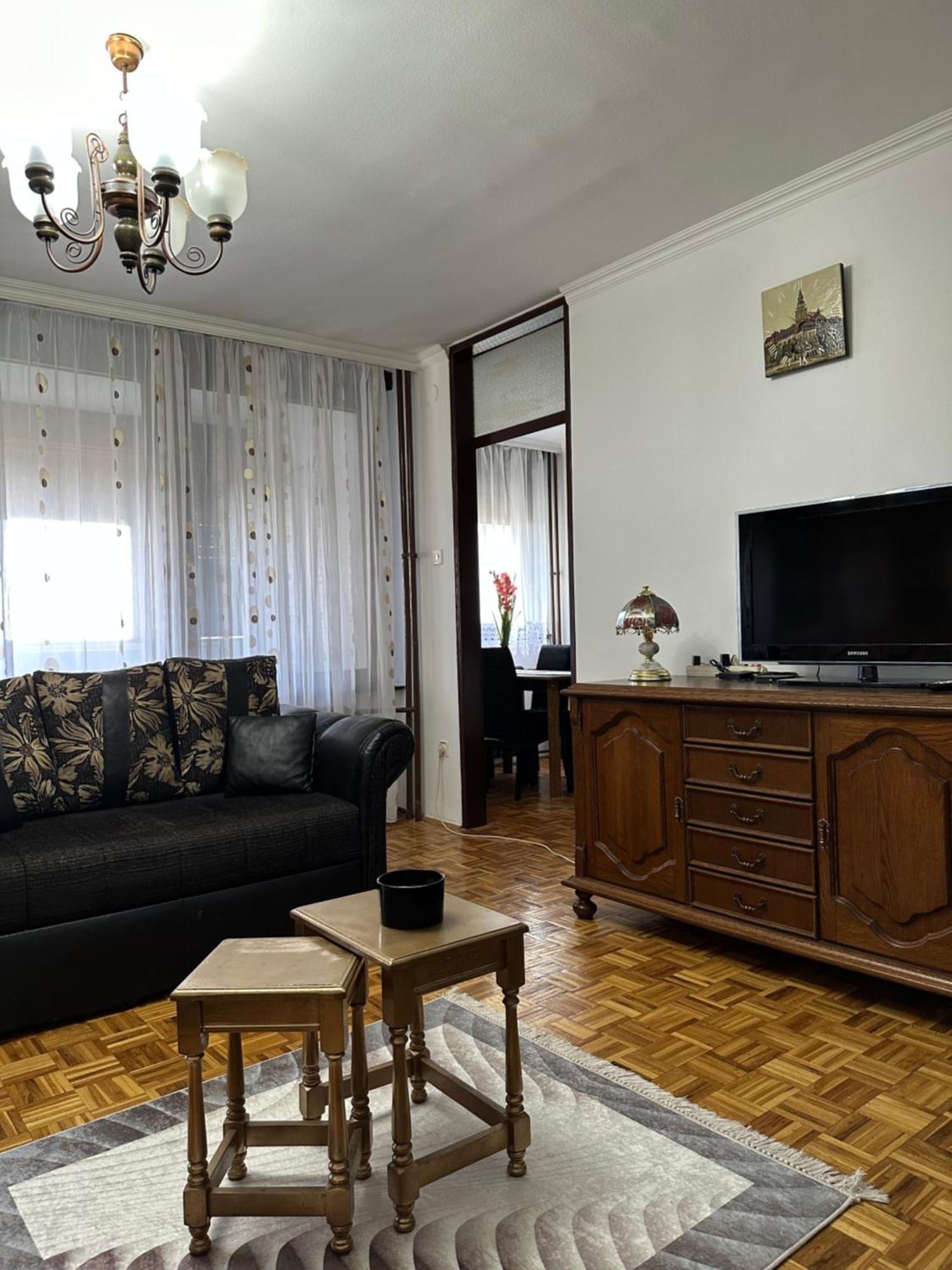 Tamaris Apartment Суботица Экстерьер фото